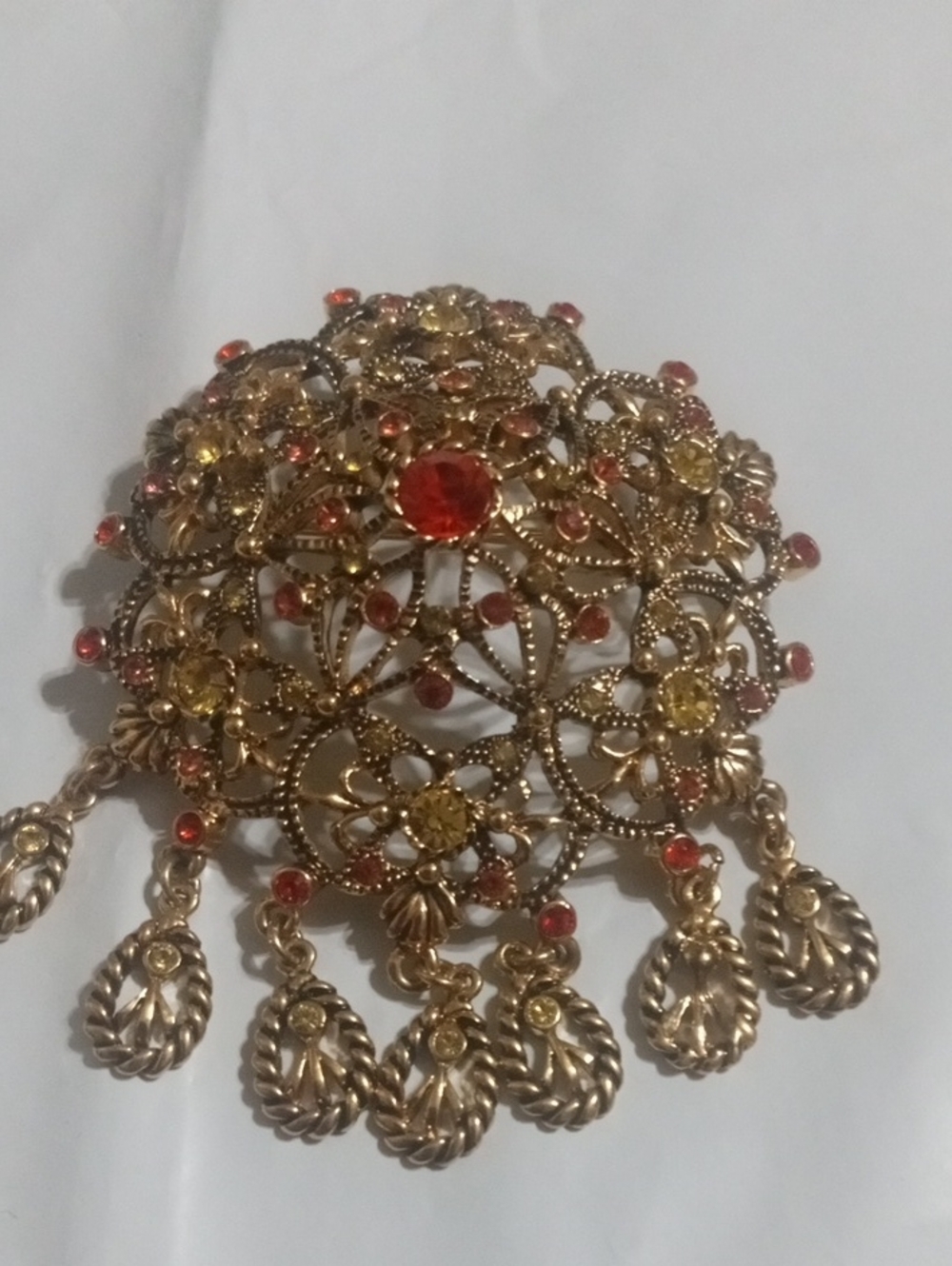 Joan Rivers 90,s Collection /Swarovski Crystals